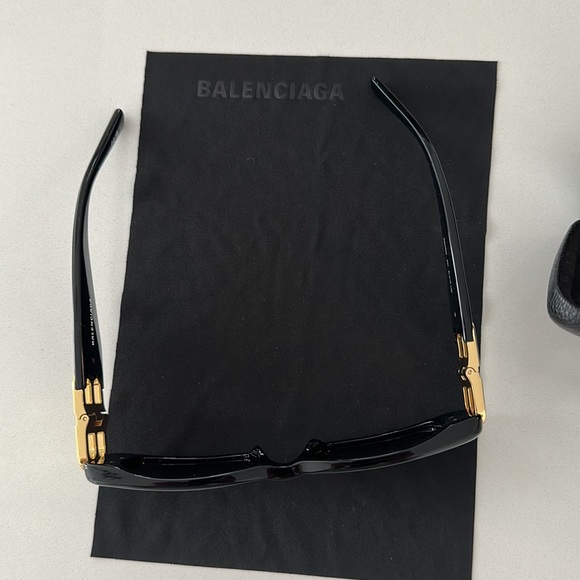 BALENCIAGA DYNASTY RECTANGLE SUNGLASSES IN BLACK - Picture 2 of 7